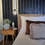 Skalne Wzgorze Villa *